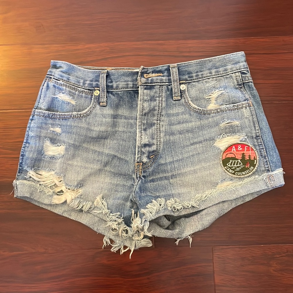 Abercrombie & Fitch High Rise Short